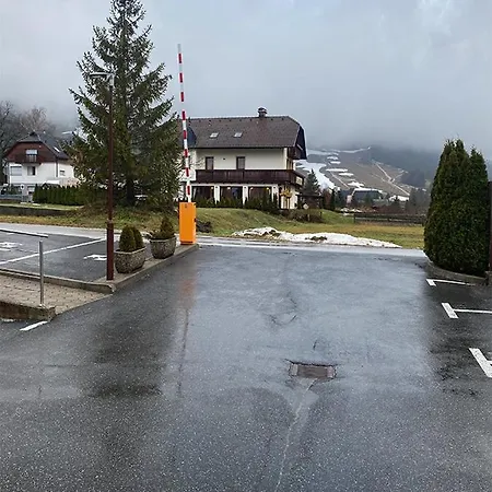 Stari1 Apartment